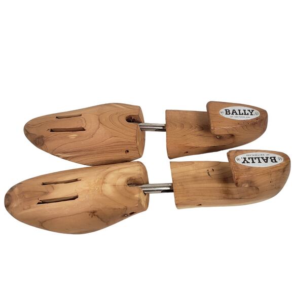 Vintage Bally of Switzerland Cedar Wood Shoe Trees Adjustable Size S - Picture 1 of 8